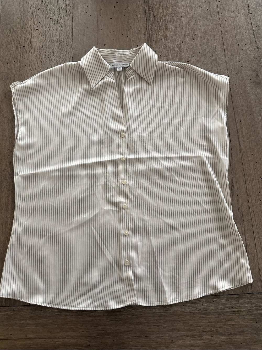 Maison d’Amelie Silky Button Down Tank